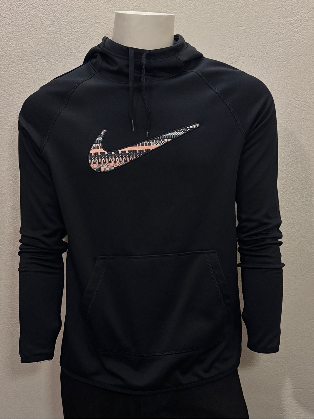 Nike Therma-FIT Pullover Hoodie Black Geometric Print Swoosh Size M Medium